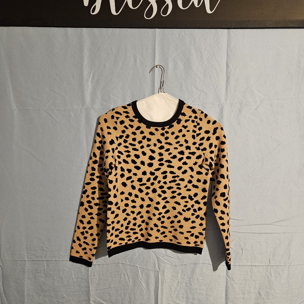 XS LEOPARD PRINT LONG SLEEVE SWEATER